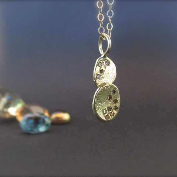 Gold diamonds necklace. - Picture 4 of 8